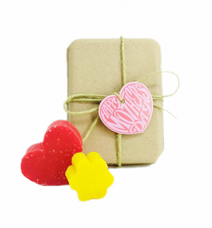 Cadeau de savon cœur et fleur pour la fête des femmes ou la fête des mères