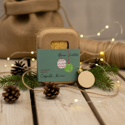 SOLID CHRISTMAS SHAMPOO FOR CURLY OR POROUS HAIR WITH COCONUT AND MACADAMIA