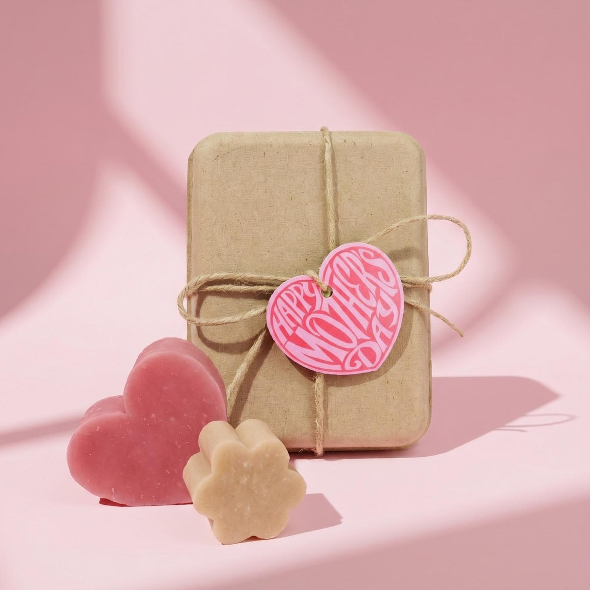 SAPONETTE REGALO FESTA DELLA DONNA O MAMMA CUORE E FIORE